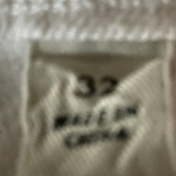 Women's Short Denims - Picture 5 of 9